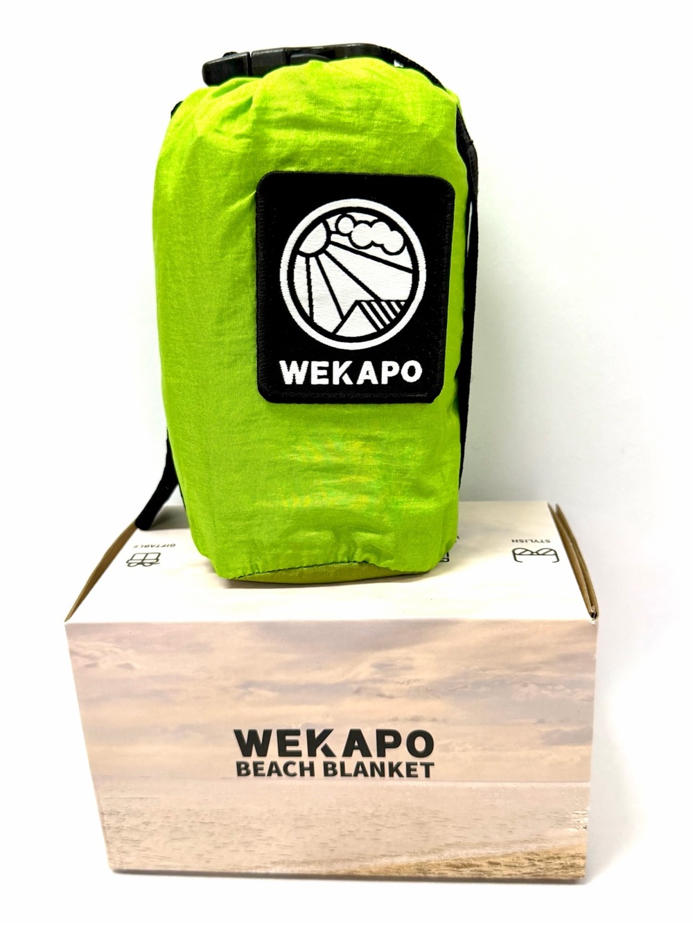 WEKAPO Beach Blanket Sandproof Waterproof